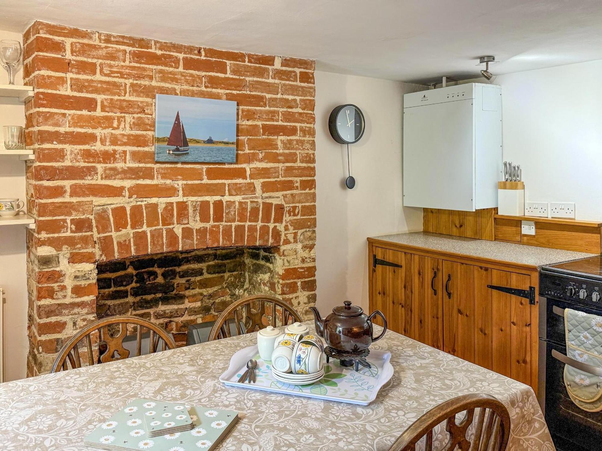 Blacksmiths Cottages Stiffkey Экстерьер фото
